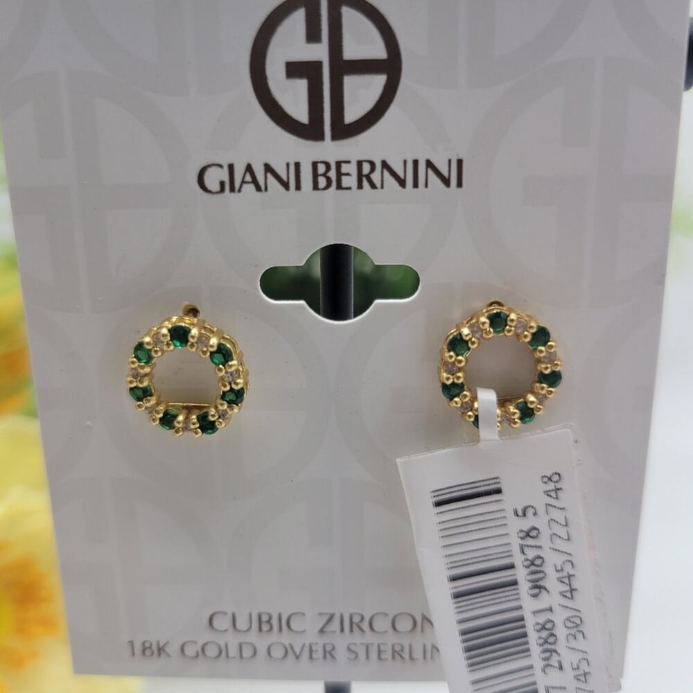 Giani Bernini Quart and Cubic zirconia circle stud earrings, NWT